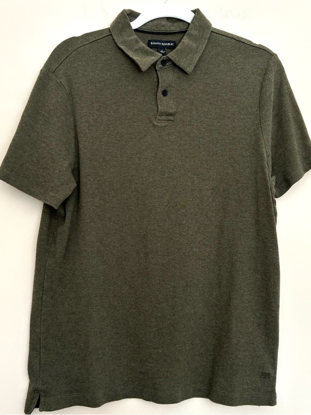 Banana Republic Men’s Olive Green Short Sleeve Polo Shirt